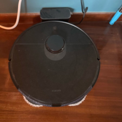 Xiaomi s20+ vacuum cleaner like new with accessories