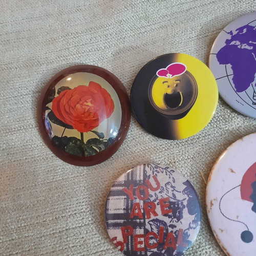 Vintage pin set used
