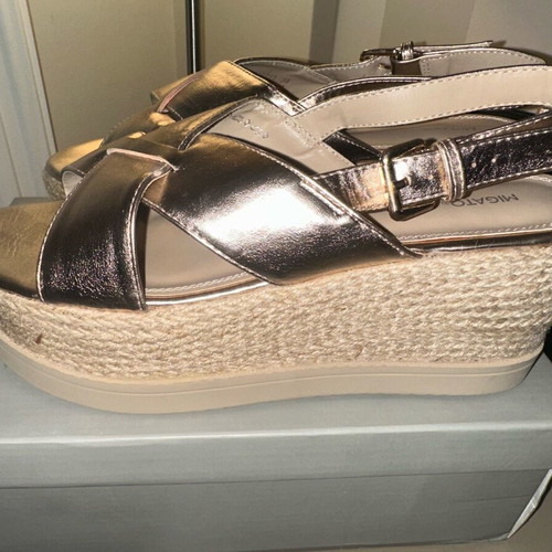 Migato platform sandals new, pink gold size 39