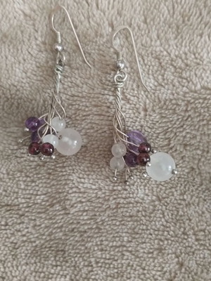 Silver earrings with amethysts like new