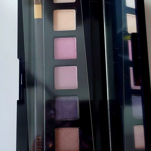 Κασετίνα με σκιές Estee Lauder καινούργια με καθρέφτη και πινέλο