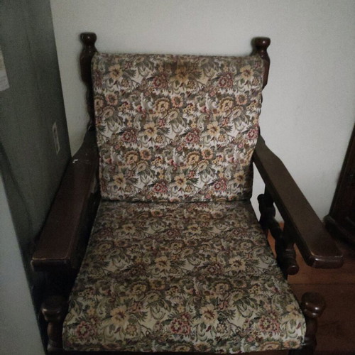 Vintage living room set like new with sofa, armchairs and tables