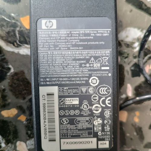 Laptop chargers like new, pack of 3
