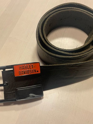 Ζώνη Harley Davidson μαύρη δερμάτινη μεταχειρισμένη, μέγεθος 100