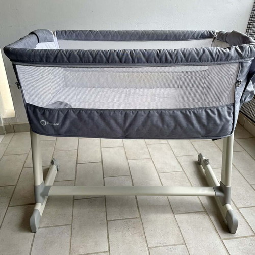 Lionelo Theo Concrete Baby Cot like new with mattress and side opening
