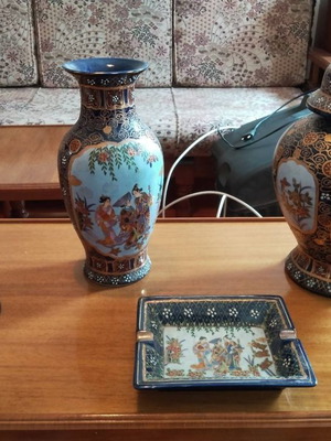 Royal Satsuma vase set handmade like new collectible antiques