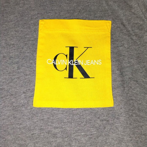 Calvin Klein men's t-shirt M gray like new
