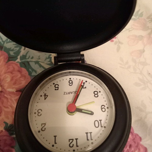Table clock new, analog with alarm