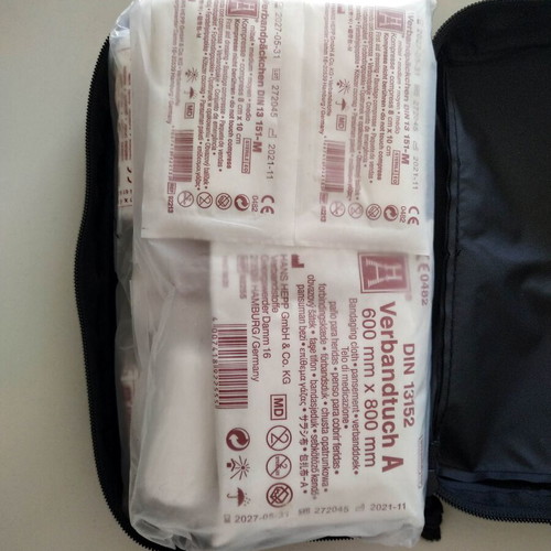 Mercedes-Benz first aid kit new, genuine product