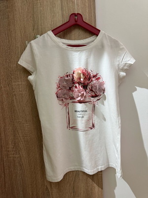 Дамска тениска бяла като ново, размер XS