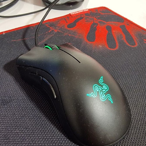 Razer DeathAdder Essential gaming mouse like new, 6400 DPI