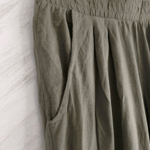 Terranova Capri pants 3/4 khaki like new, cotton, Small