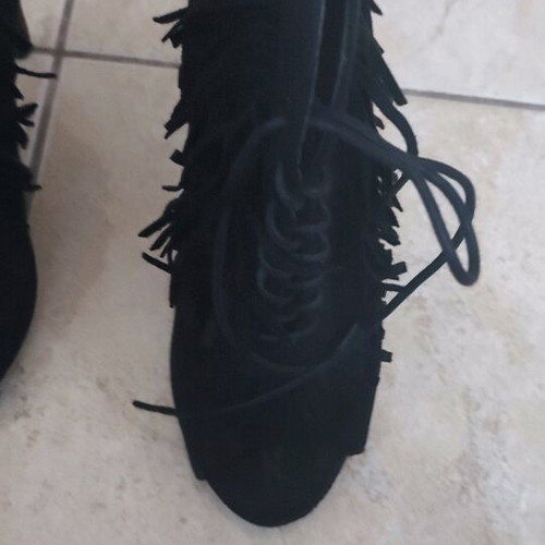 Alta Moda Suede high-heeled ankle boots like new, size 39, black