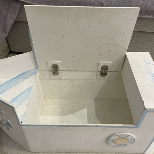 Wooden ship used, suitable for baptism box