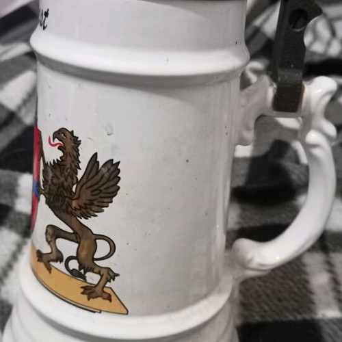 Collectible beer glass 18cm like new with lid