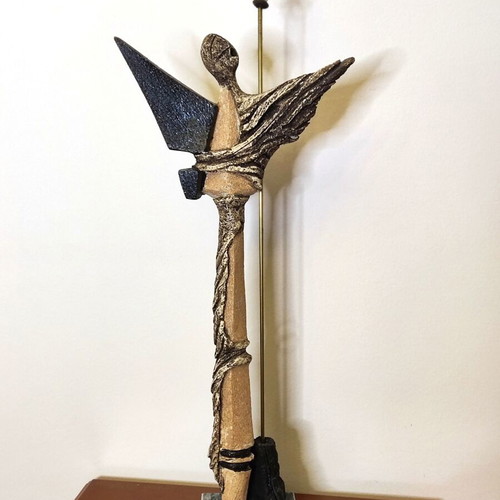 Imposing sculpture Tasos Rallis handmade ceramic on marble base like new