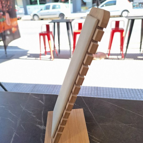 Necklace stand