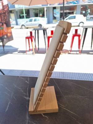 Necklace stand