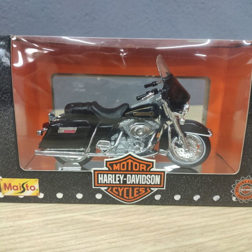Harley-Davidson DYNA SPORTSTER SPRINGER 1999 motorcycle model 1/18 scale
