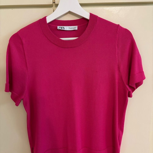 Zara skirt and blouse set fuchsia color like new