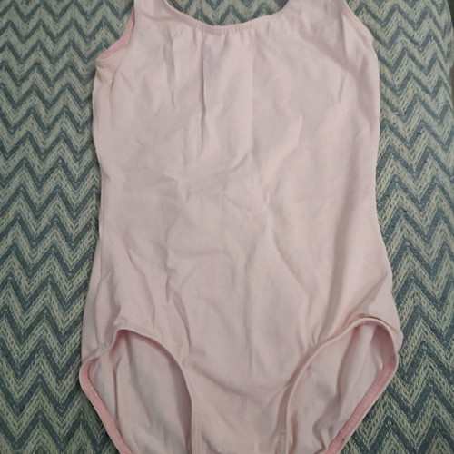 Children's ballet leotard pink like new, size 3 for ages 8-10