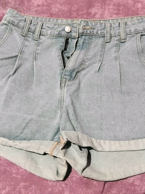 Summer shorts like new, turquoise, size L with zipper