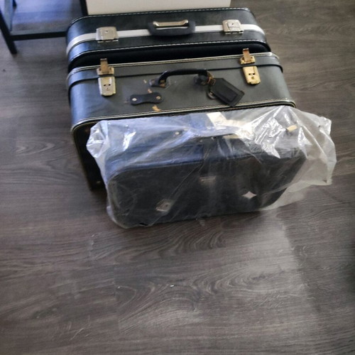 Antique suitcases used, pack of 3 black and leather briefcase