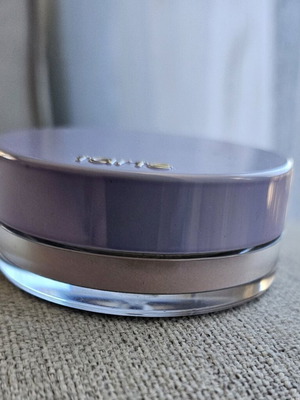 Tarte Creaseless Setting Powder σαν καινούργιο, σταθεροποιητική πούδρα