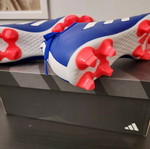 Ποδοσφαιρικά Adidas μέγεθος 39 1/3 με τάπες νέα