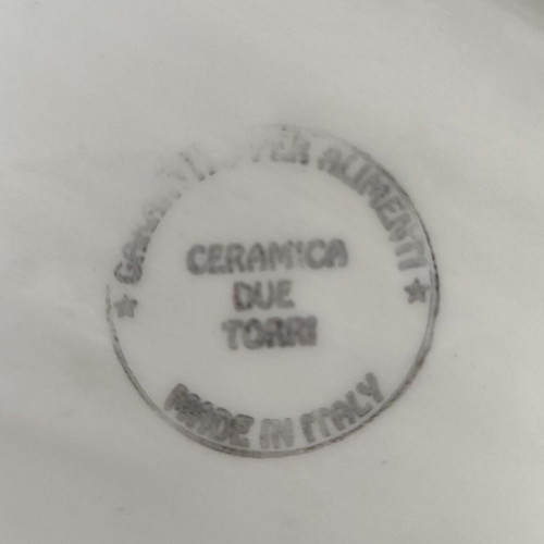 Ceramica Due Torri serving platter used with craquelure, 30 cm