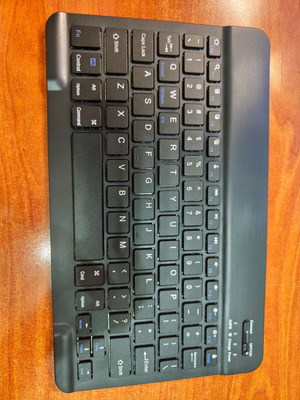 Bluetooth keyboard like new