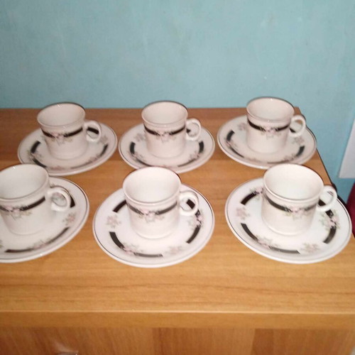 Coffee cups small set of 6, new