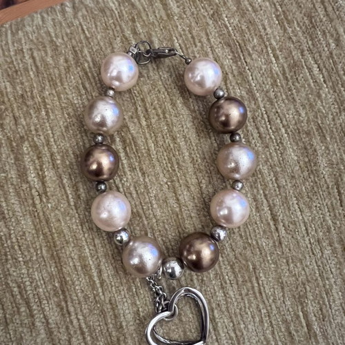 Bracelet with pearls and 925 silver heart clasp