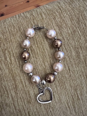 Bracelet with pearls and 925 silver heart clasp