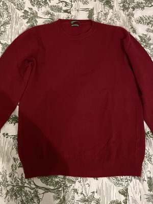 Γυναικείο μάλλινο πουλόβερ Benetton μεταχειρισμένο, κόκκινο, στενή γραμμή, μέγεθος L