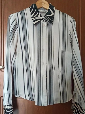 Eugen Klein women's striped shirt size Small like new