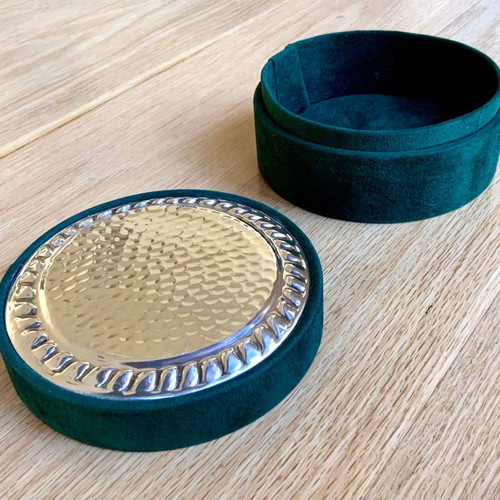 Velvet box with hammered silver, like new, green