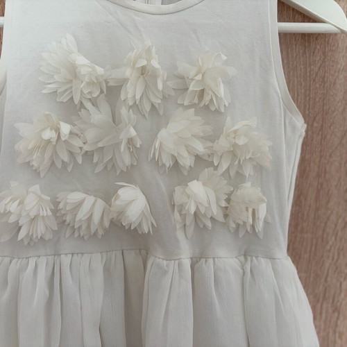 Mayoral white dress with flowers and tulle skirt like new, 10 years