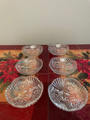 Crystal dessert bowls new with embossed vintage pattern, set of 6
