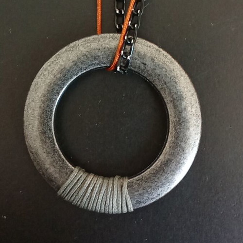 Pendant necklace A.L.E. like new, very long and lightweight