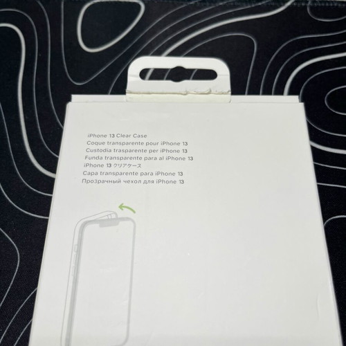 iPhone 13 MagSafe Clear Case like new, authentic Apple