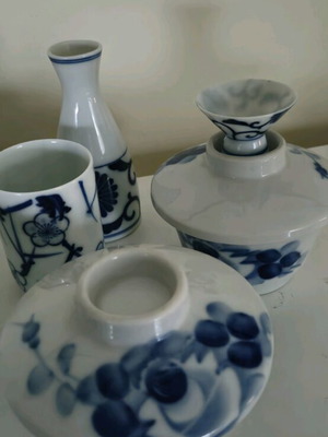 Japanese Tea Ceremony Set like new, hand painted, white and blue