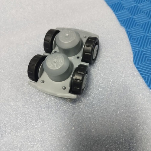Set of 2 toy cars like new