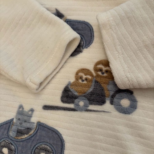Velour romper Obaïbi 18 months like new