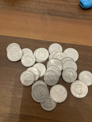 Uncirculated coins pack of 25, new