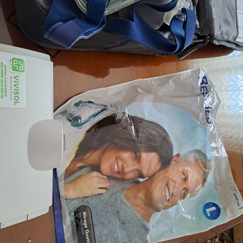 Resmed AirCurve 10 S BiLevel respiratory device like new with case