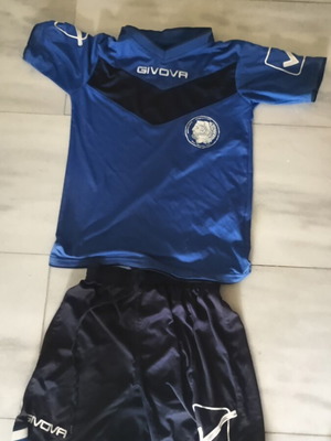 Givova Heraklio Football Kit like new, ages 6-8, black and blue