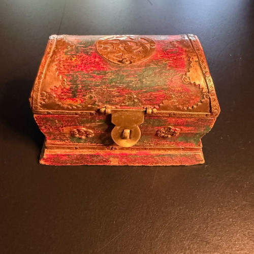 Vintage handmade jewelry box used with brass details