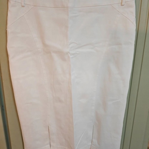Vener pencil skirt white elastic like new, size 52