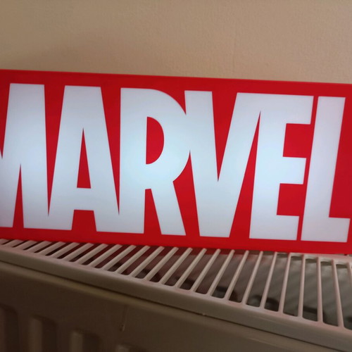 Marvel logo table lamp like new